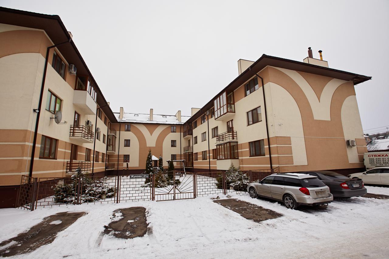 Ferienwohnung Babylon Apartmens On Zhukova Riwne Zimmer foto